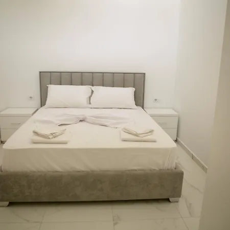 Diamond Palace Apartment